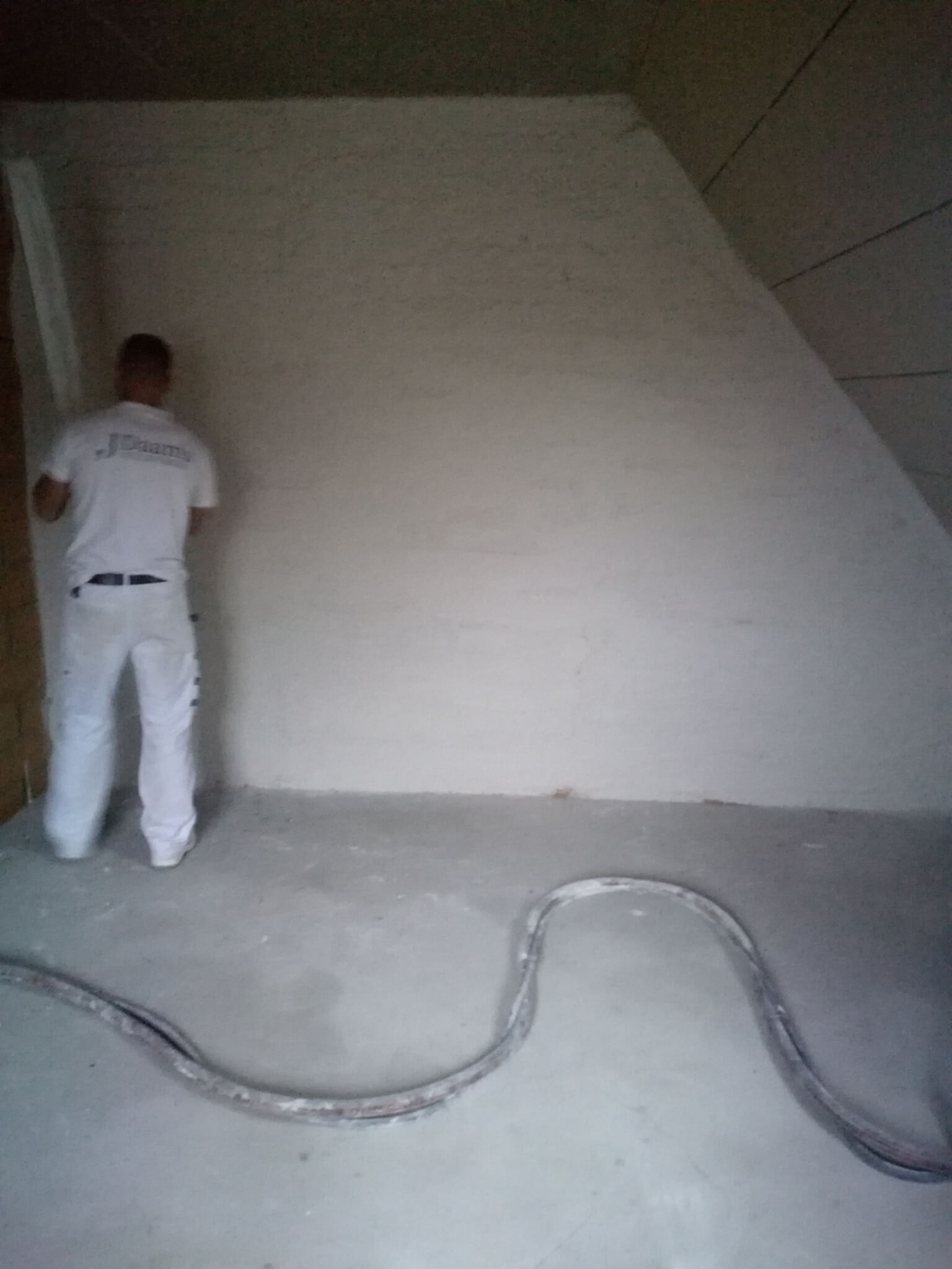 Spackspuiten door een stukadoor Bergeijk. Mooie muren